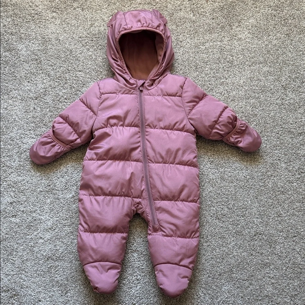 Old Navy Baby Girls Water-Resistant Frost Free Puffer Snowsuit Woodrose 0-3month